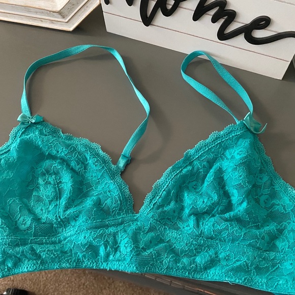 Forever 21 Other - Bralett